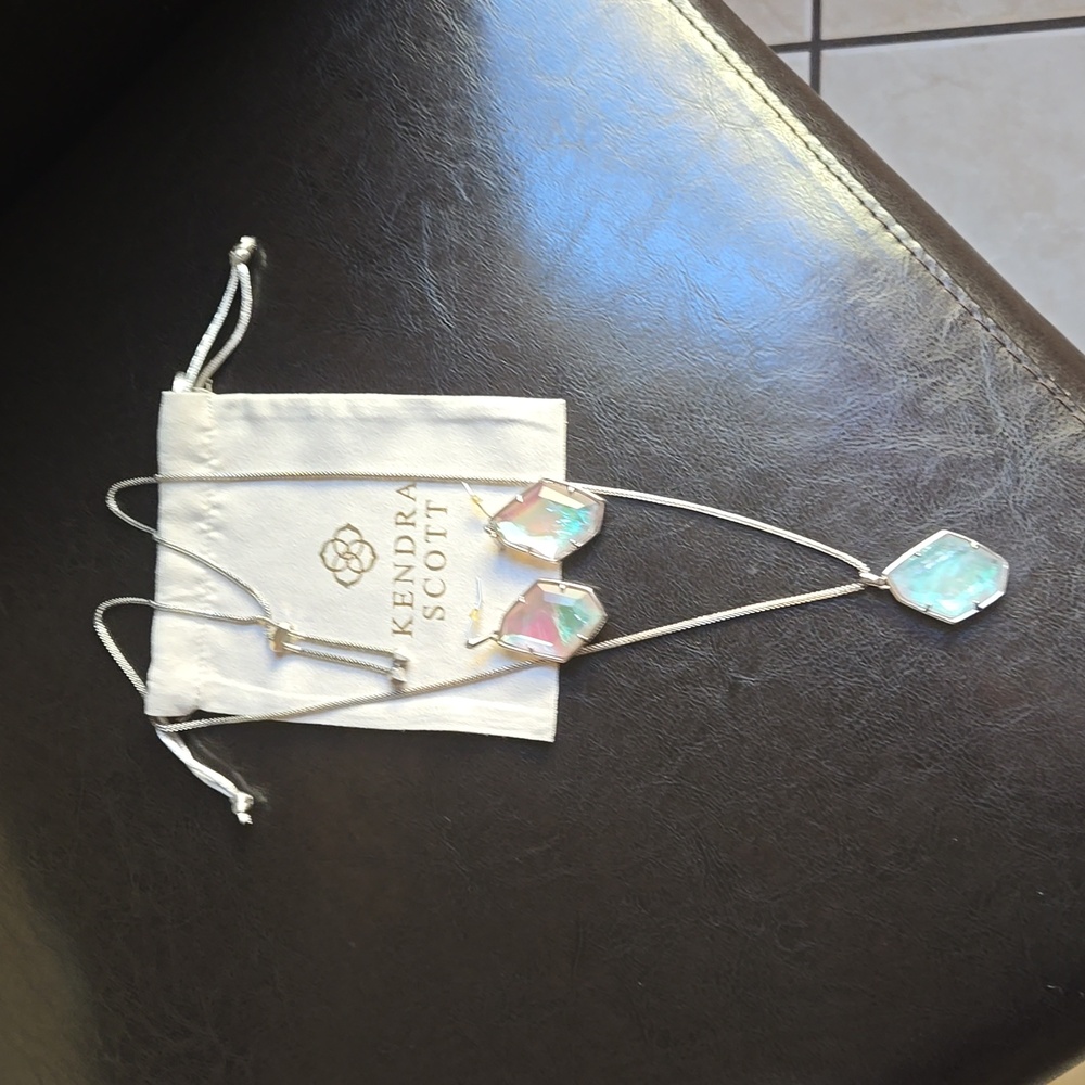 Kendra Scott Dichroic Amethst  Necklace